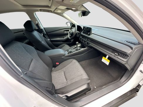 New 2025 Honda Accord SE image 22