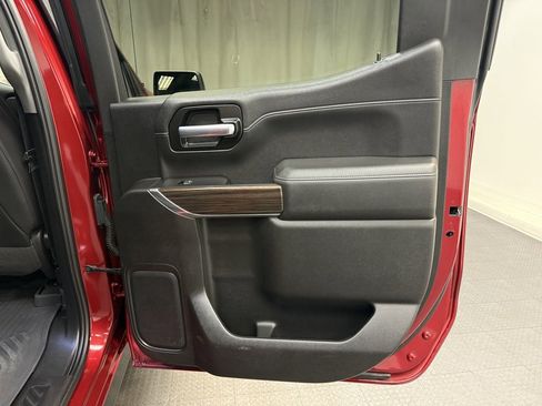 Used 2021 Chevrolet Silverado 1500 LT Trail Boss w/ Convenience Package II image 19