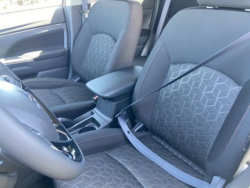 New 2026 Mitsubishi Outlander Sport LE AWD/4WD image 13