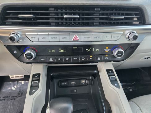 Used 2022 Kia Telluride SX w/ Towing Package AWD/4WD image 15