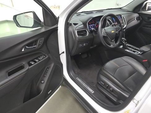 Used 2022 Chevrolet Equinox Premier FWD image 12