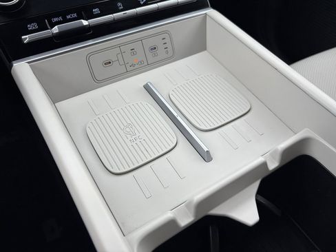 Used 2025 Hyundai Santa Fe SEL image 36