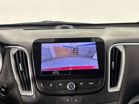 Used 2023 Chevrolet Malibu RS image 8