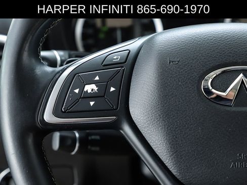 Used 2018 INFINITI QX30 AWD image 22