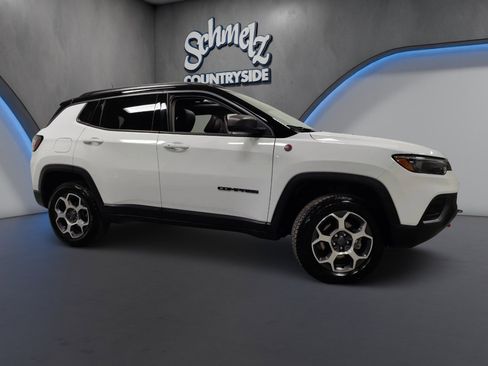 Used 2022 Jeep Compass Trailhawk w/ Trailhawk Elite Group image 3