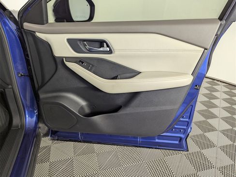 Used 2021 Nissan Rogue SL image 36