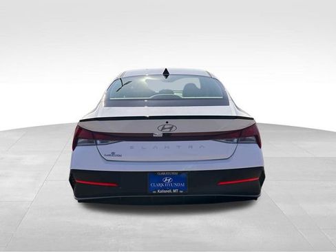 New 2025 Hyundai Elantra Sport image 6