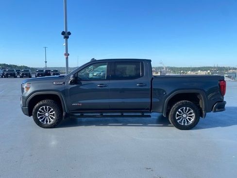 Used 2021 GMC Sierra 1500 AT4 w/ AT4 Value Package AWD/4WD image 5