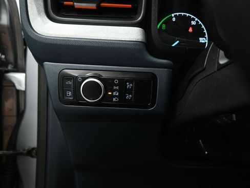 Certified 2024 Ford Maverick XLT image 11