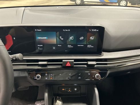 New 2026 Kia Sportage LX image 18