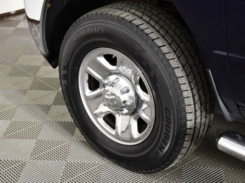 Used 2016 RAM 2500 Tradesman w/ Chrome Appearance Group image 34