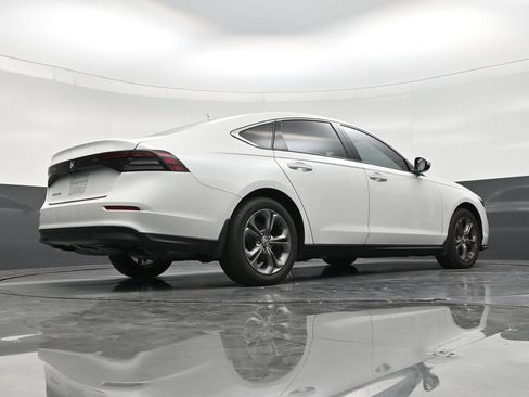 Used 2024 Honda Accord EX image 25