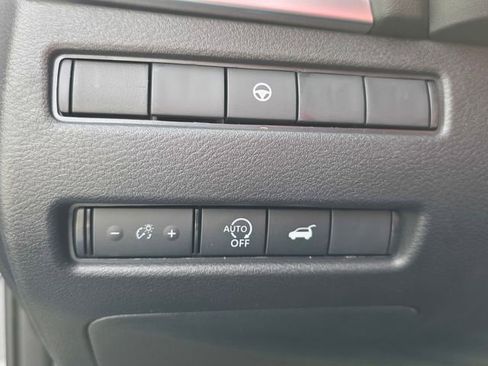 New 2026 Nissan Rogue SV w/ Cold Weather Package AWD/4WD image 12