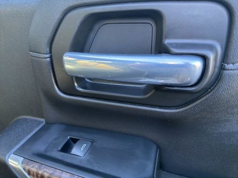 Used 2023 GMC Sierra 2500 Denali image 25