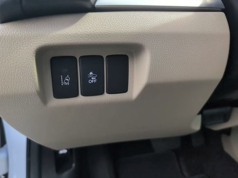 Used 2018 Acura ILX FWD image 13