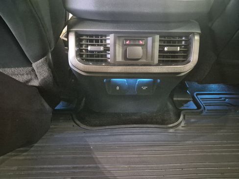 Used 2021 Ford F150 Platinum w/ Equipment Group 701A High AWD/4WD image 22