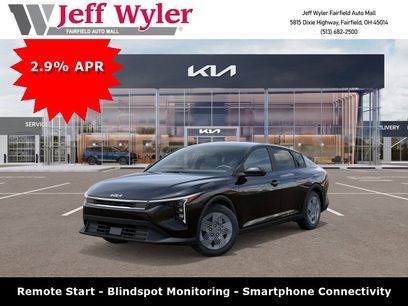 New 2025 Kia K4 LX