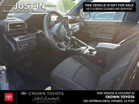 Used 2026 Toyota 4Runner SR5 RWD image 4