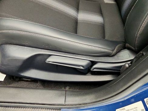 Used 2025 Honda Civic Sport image 11