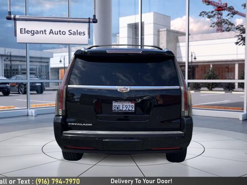 Used 2016 Cadillac Escalade Platinum AWD/4WD image 6