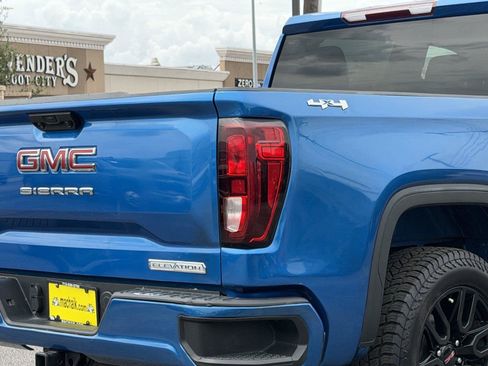 Used 2023 GMC Sierra 1500 Elevation AWD/4WD image 11