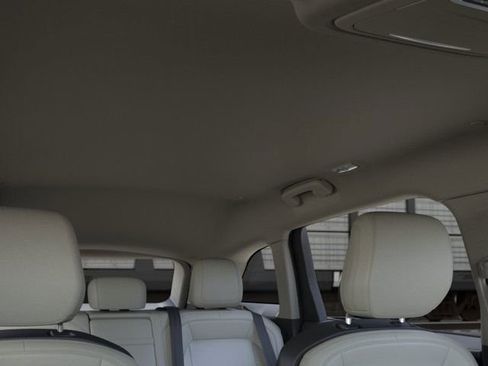 New 2026 Lincoln Nautilus Premier image 22