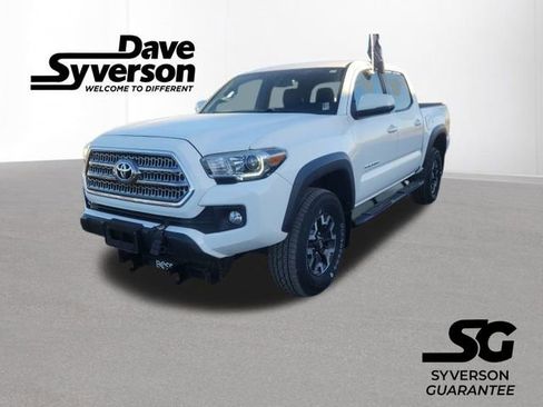 Used 2016 Toyota Tacoma TRD Off-Road image 1