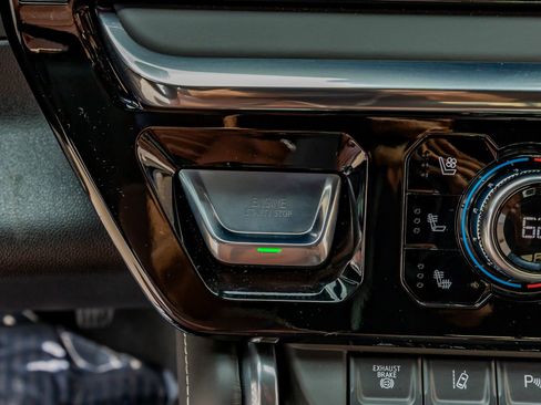 Used 2026 GMC Sierra 3500 Denali Ultimate image 23