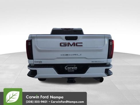 Used 2025 GMC Sierra 3500 Denali AWD/4WD image 4