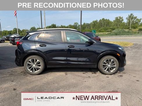 Used 2021 Buick Encore GX Select w/ LPO, Active Lifestyle Package AWD/4WD image 6