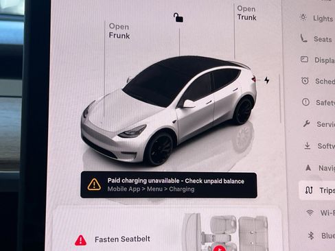 Used 2022 Tesla Model Y Performance AWD/4WD image 35