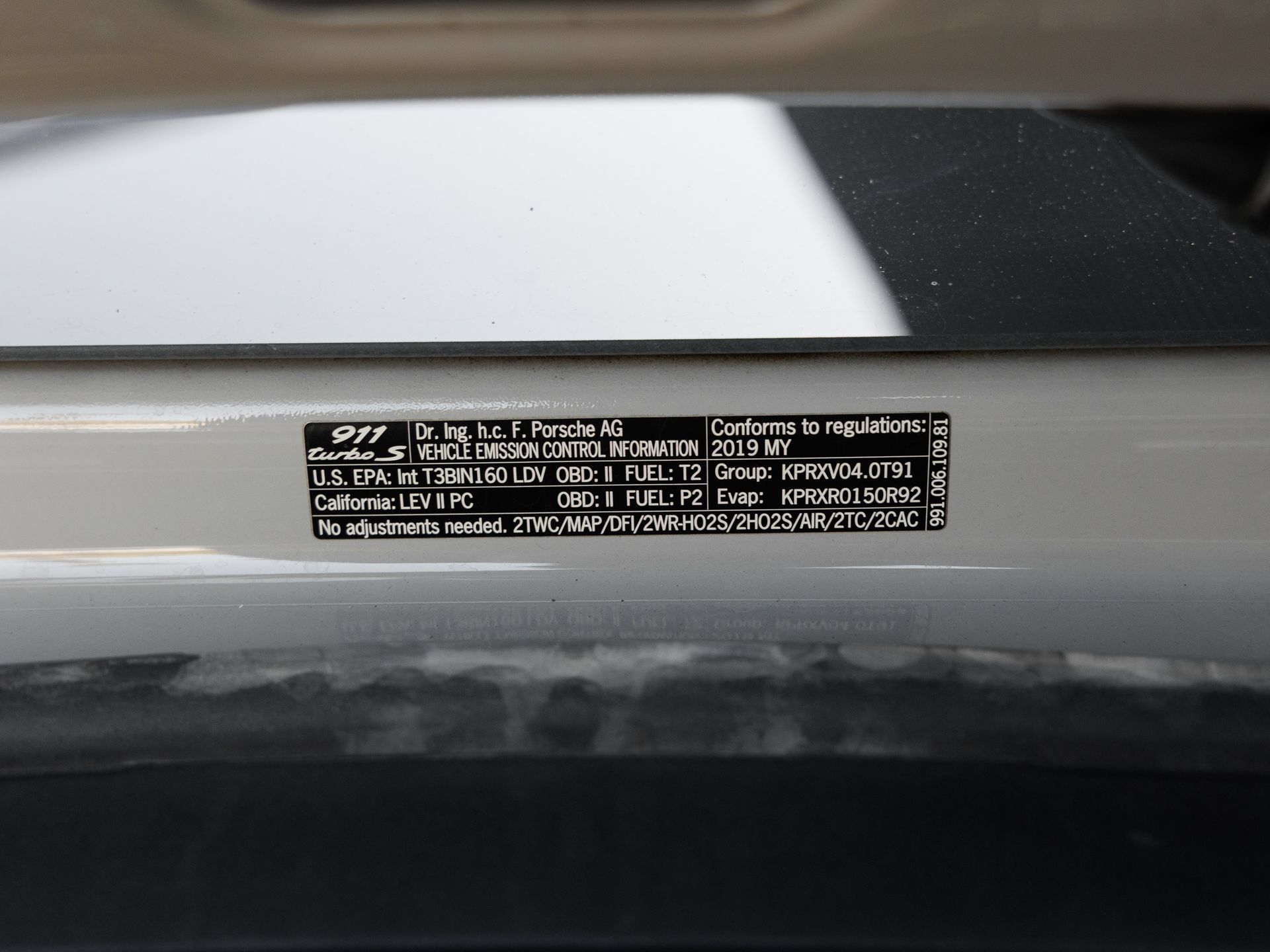 Certified 2019 Porsche 911 Turbo S AWD/4WD image 43