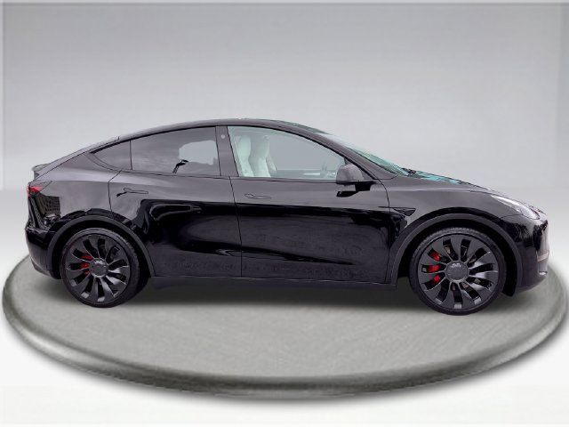 Used 2023 Tesla Model Y Long Range AWD/4WD image 9