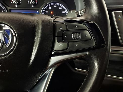 Used 2022 Buick Enclave Essence w/ Sport Touring Edition FWD image 21