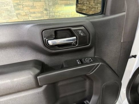 Used 2025 GMC Sierra 1500 Pro w/ Pro Value Package AWD/4WD image 12