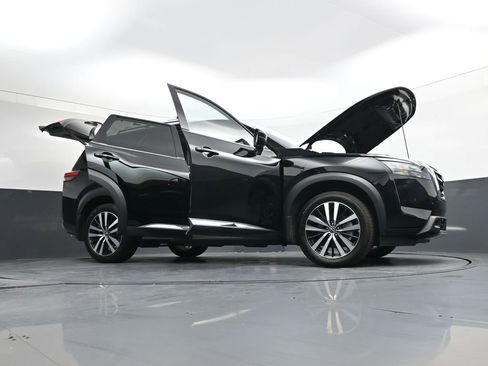 Used 2025 Nissan Pathfinder Platinum image 52