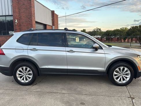 Used 2020 Volkswagen Tiguan S FWD image 6