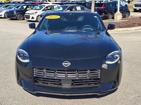 Certified 2024 Nissan Z Performance w/ Floor Mat Package image 9