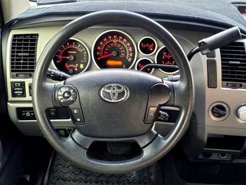 Used 2013 Toyota Tundra 4x4 Double Cab image 12