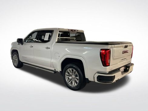 Used 2022 GMC Sierra 1500 Denali w/ Technology Package AWD/4WD image 3