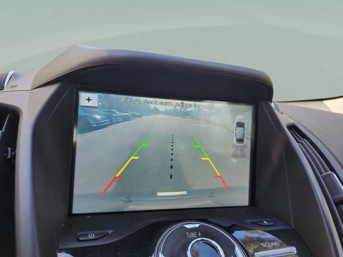 Used 2017 Ford Escape Titanium image 21