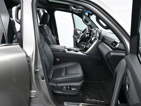 Used 2024 Lexus LX 600 F Sport image 37