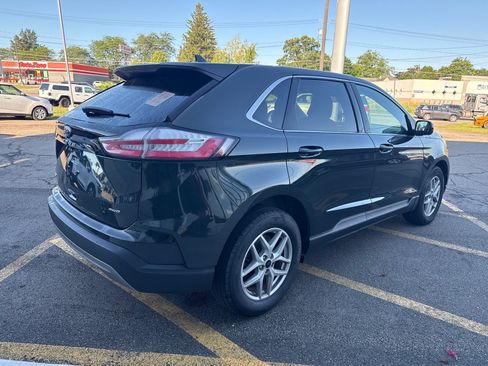 Used 2024 Ford Edge SEL w/ Convenience Package AWD/4WD image 6