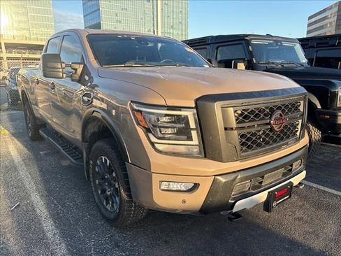 Used 2023 Nissan Titan PRO-4X AWD/4WD image 1