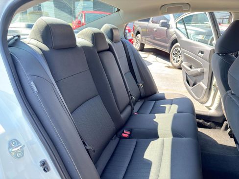 Used 2022 Nissan Altima 2.5 S FWD image 34
