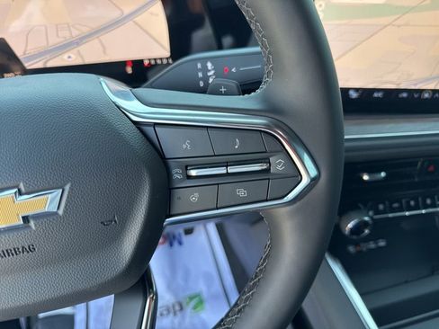 New 2026 Chevrolet Suburban LT w/ Comfort Package AWD/4WD image 19