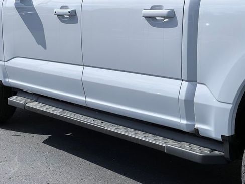 New 2025 Ford F150 Lightning Flash AWD/4WD image 8