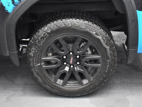 Used 2024 GMC Sierra 1500 Elevation image 29