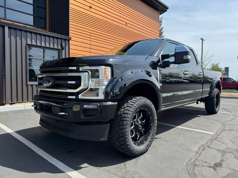 Used 2022 Ford F350 Platinum w/ FX4 Off-Road Package AWD/4WD image 1