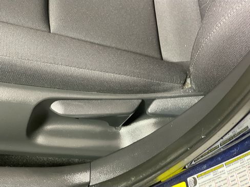 Used 2023 Toyota Corolla LE image 15